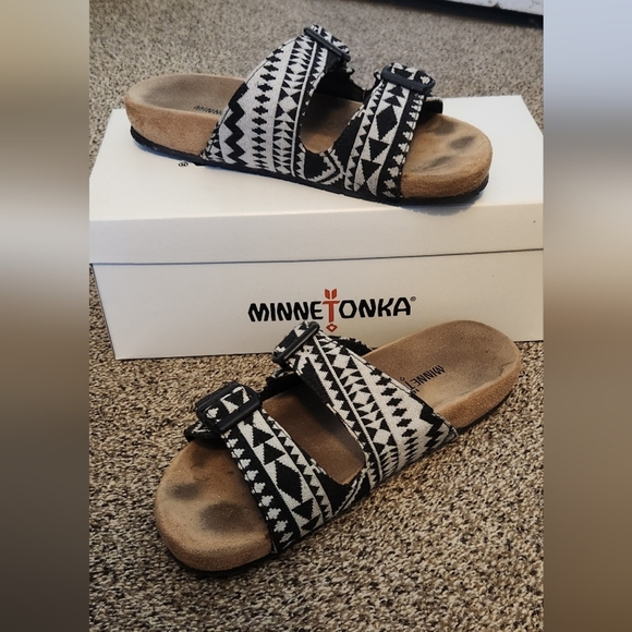 Minnetonka Black and White Slip-On Sandals - Picture 1 of 5